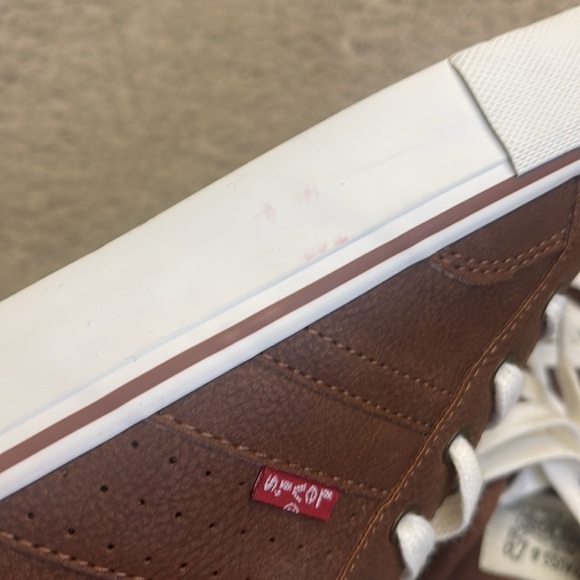 Men’s Levi’s Sneakers Size 9.5 - Picture 6 of 8
